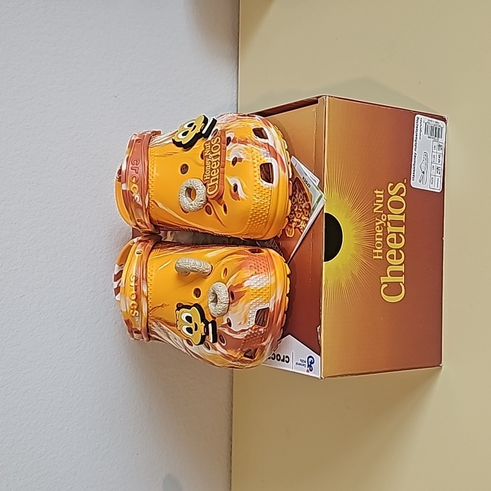 Crocs Classic Honey Nut Cheerios Clog
